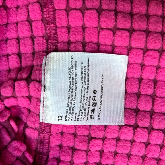 Lululemon Water-Repellent Grid Fleece Hiking Vest | Wild Berry / Sonic Pink - Picture 11 of 16
